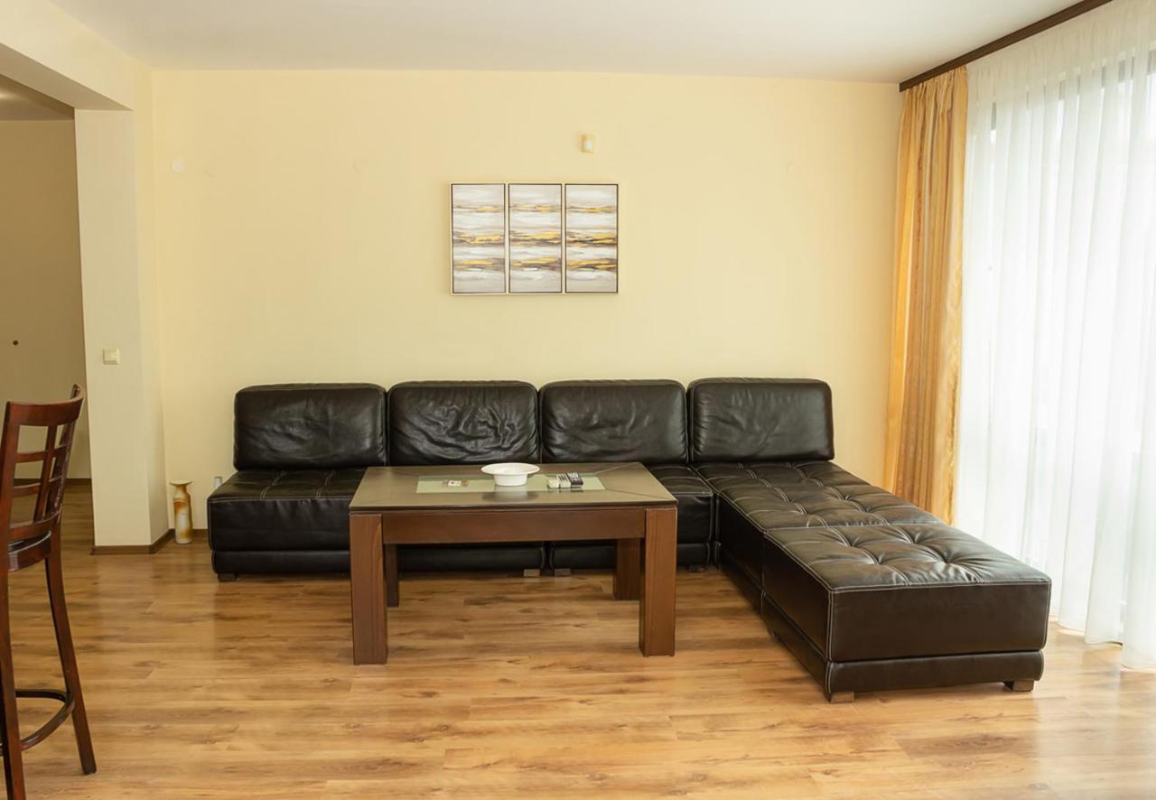 Cozy 1Bd Apartment With A Spacious Terrace By Flat Mаnager บัลชิค ภายนอก รูปภาพ