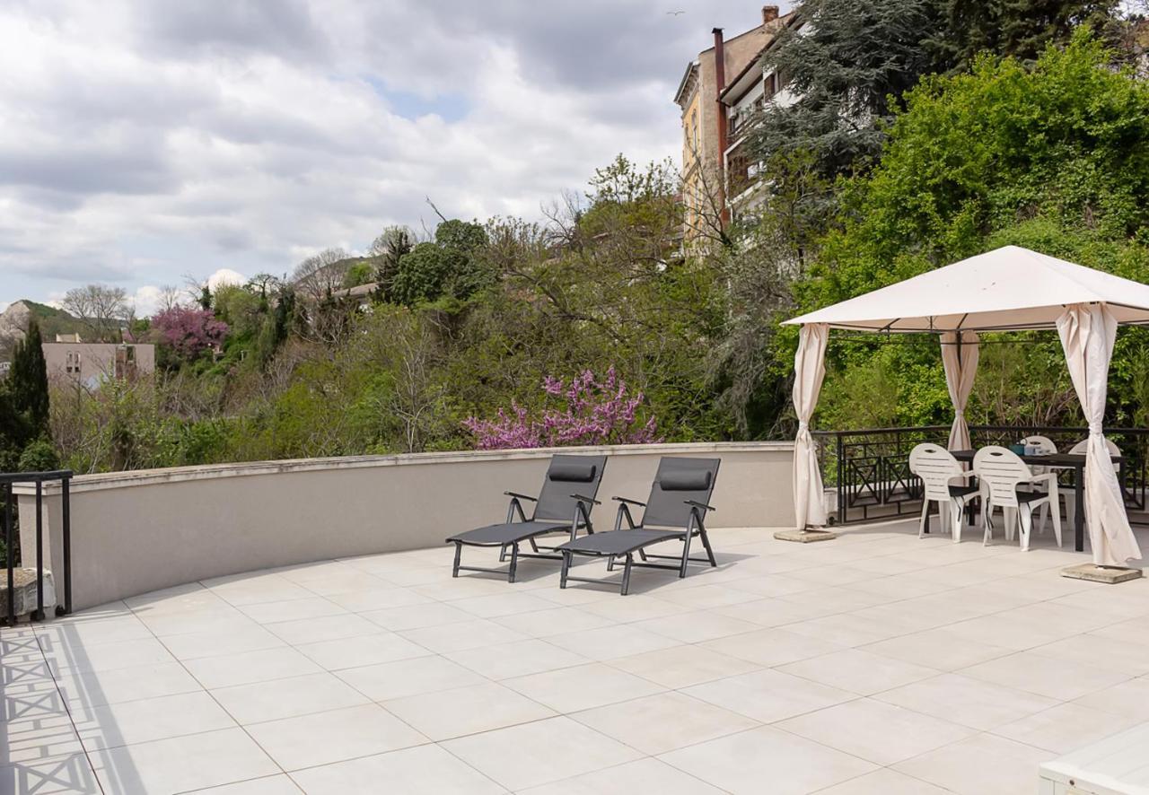 Cozy 1Bd Apartment With A Spacious Terrace By Flat Mаnager บัลชิค ภายนอก รูปภาพ